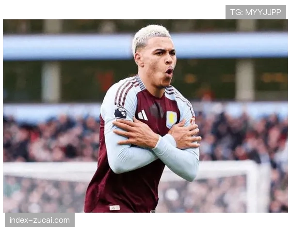 埃因霍温门将奥莱表现稳定，多次关键扑救挽救球队